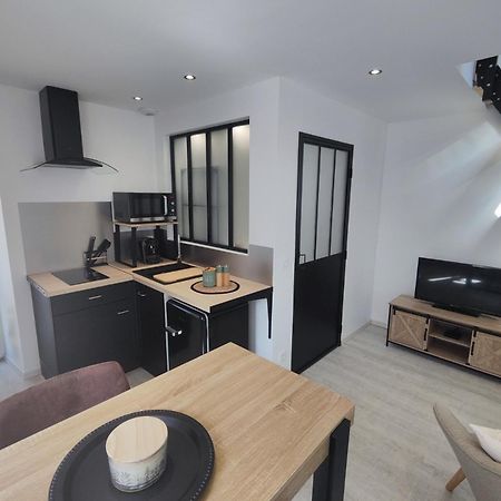 Studio Neuf Situe Au Coeur D'Un Bourg Paisible Pace  Экстерьер фото